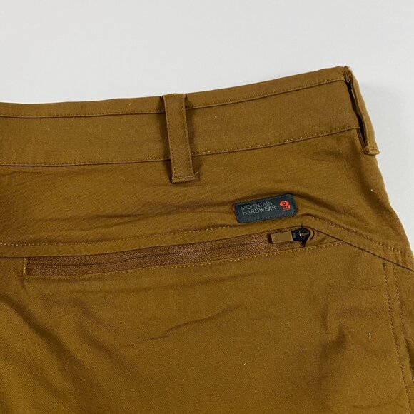 NWOT Mountain Hardwear AP Shorts Mens 42 x 18 Inseam Hiking Walking Outdoors - Picture 5 of 13